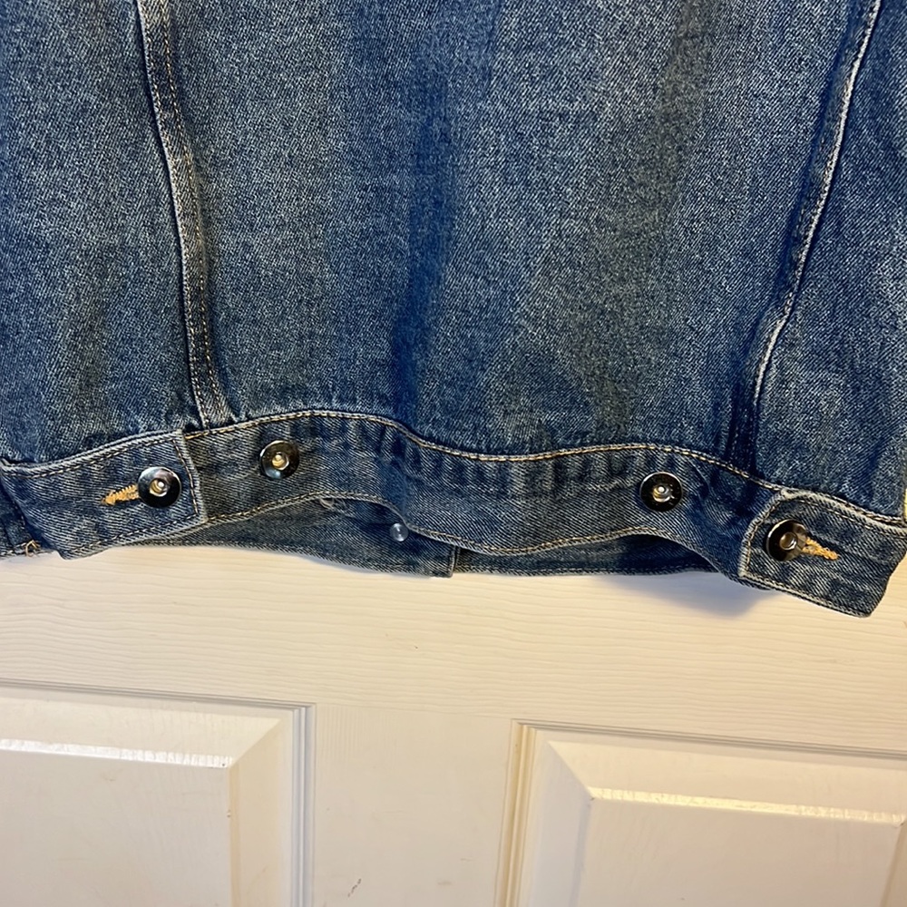 Love Tree women’s denim jacket (S to M?) - Picture 5 of 10